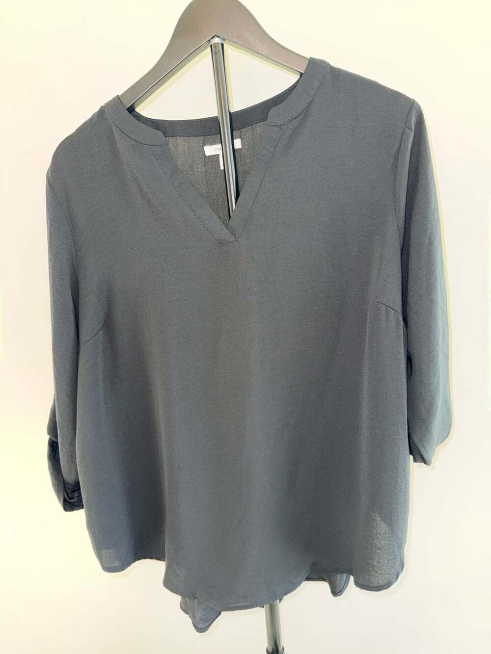 Maurices V-Neck Blouse Size 0X Black